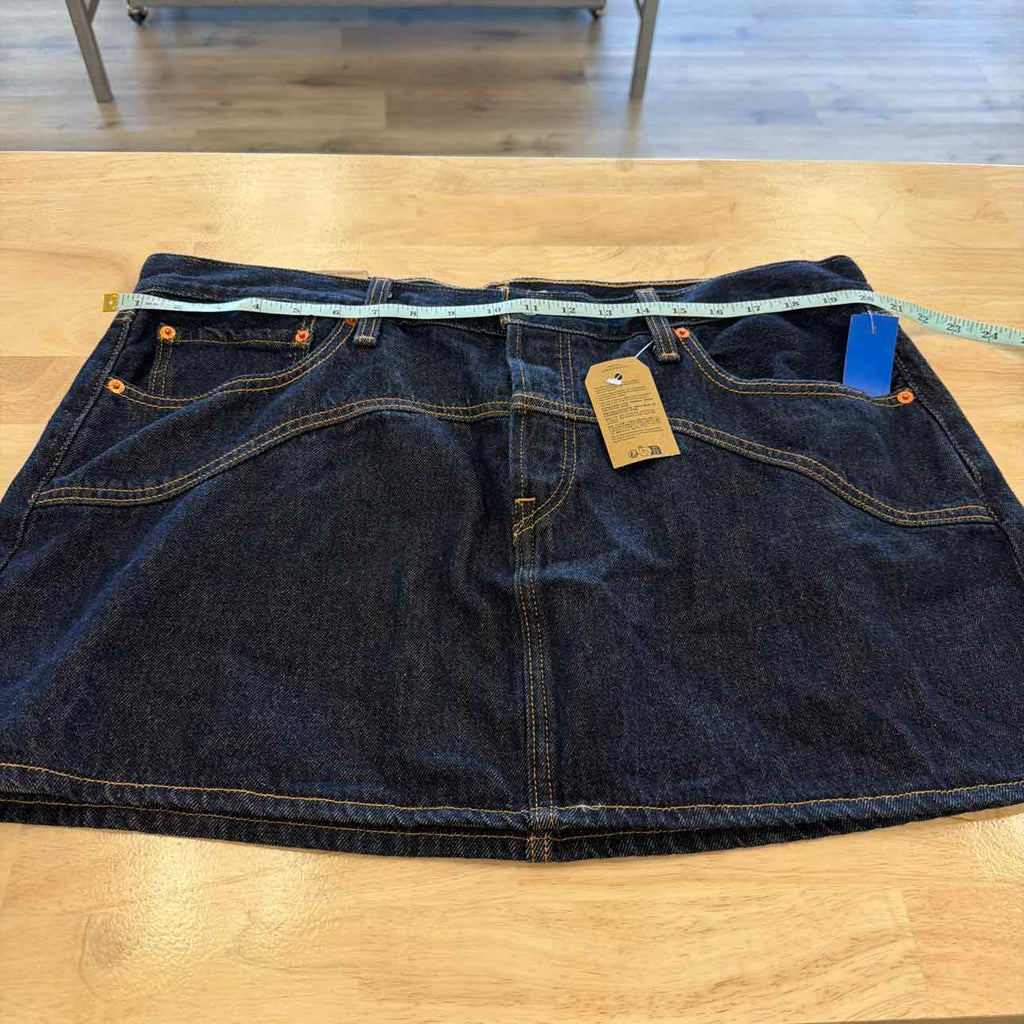Levi's Size 34 Western Yoke Icon Denim Skirt - Shaded View