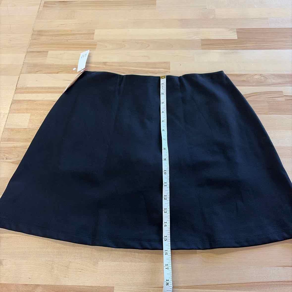 Gap Size S Black New Athletic Skort