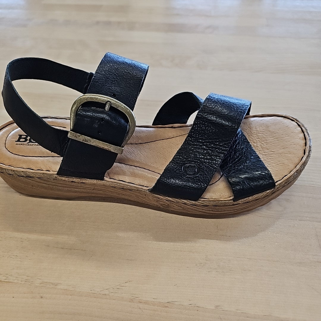 Born Shoe Size 9 Tan/Black Sandals