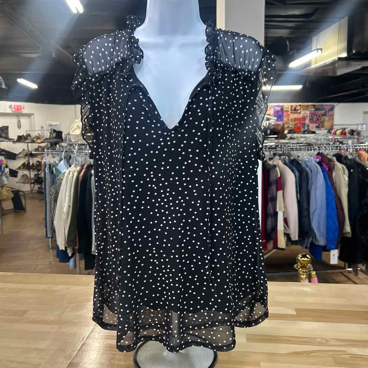 Colette Size L Black Mesh Preloved Sleeveless
