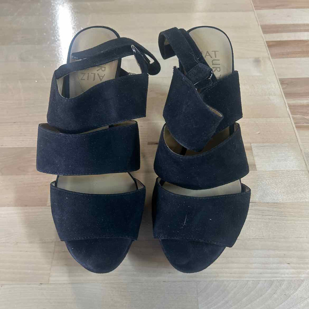 Naturalizer Size 7 Black Preloved Sandals