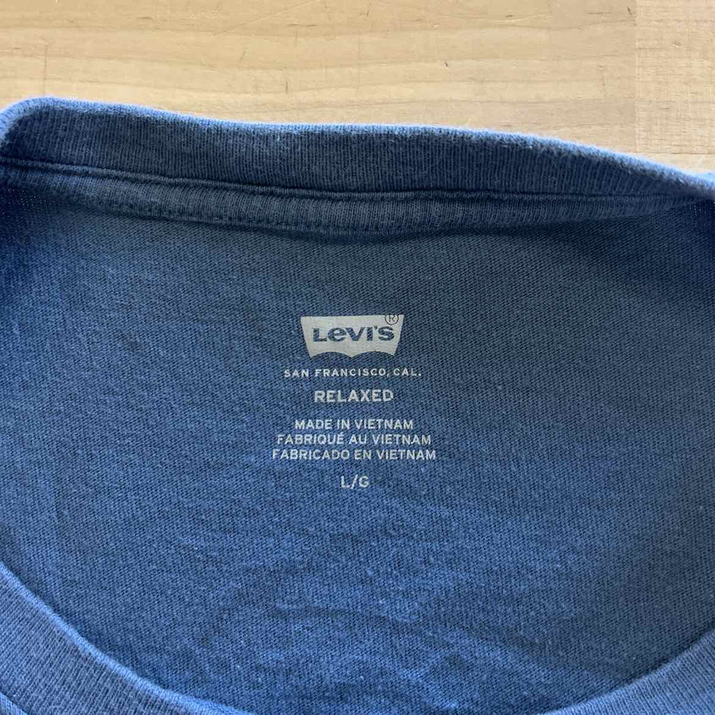 Levi's Size L Blue Preloved MENS T-shirt