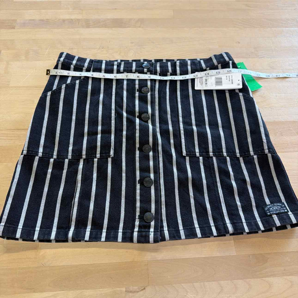 Hurley Juniors' Size 29 Sloan Button-Front Mini Skirt - Black