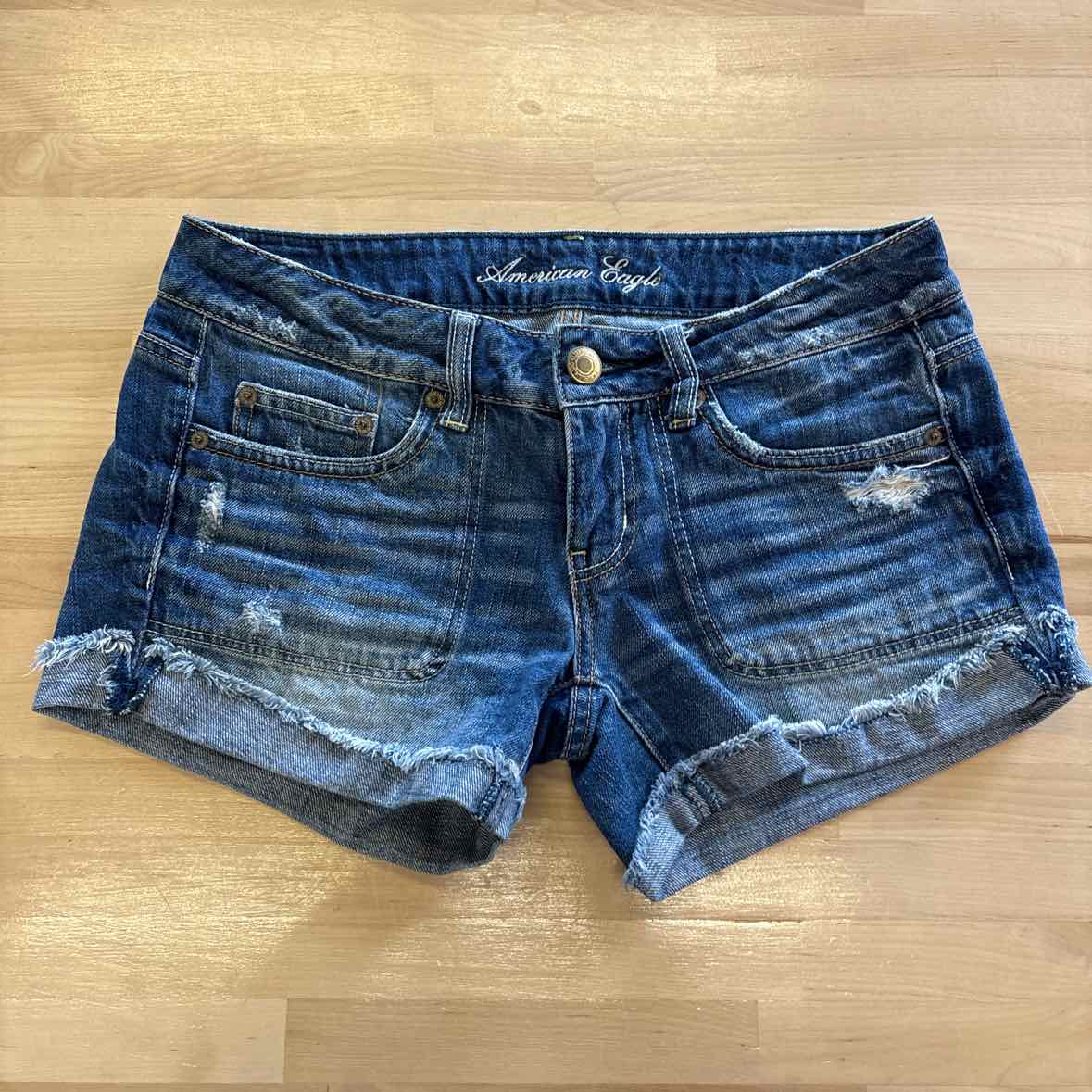 American Eagle Size 4 Blue Shorts