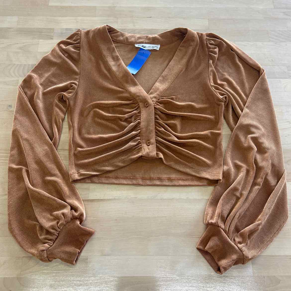 Elodie Size M Tan Long Sleeve