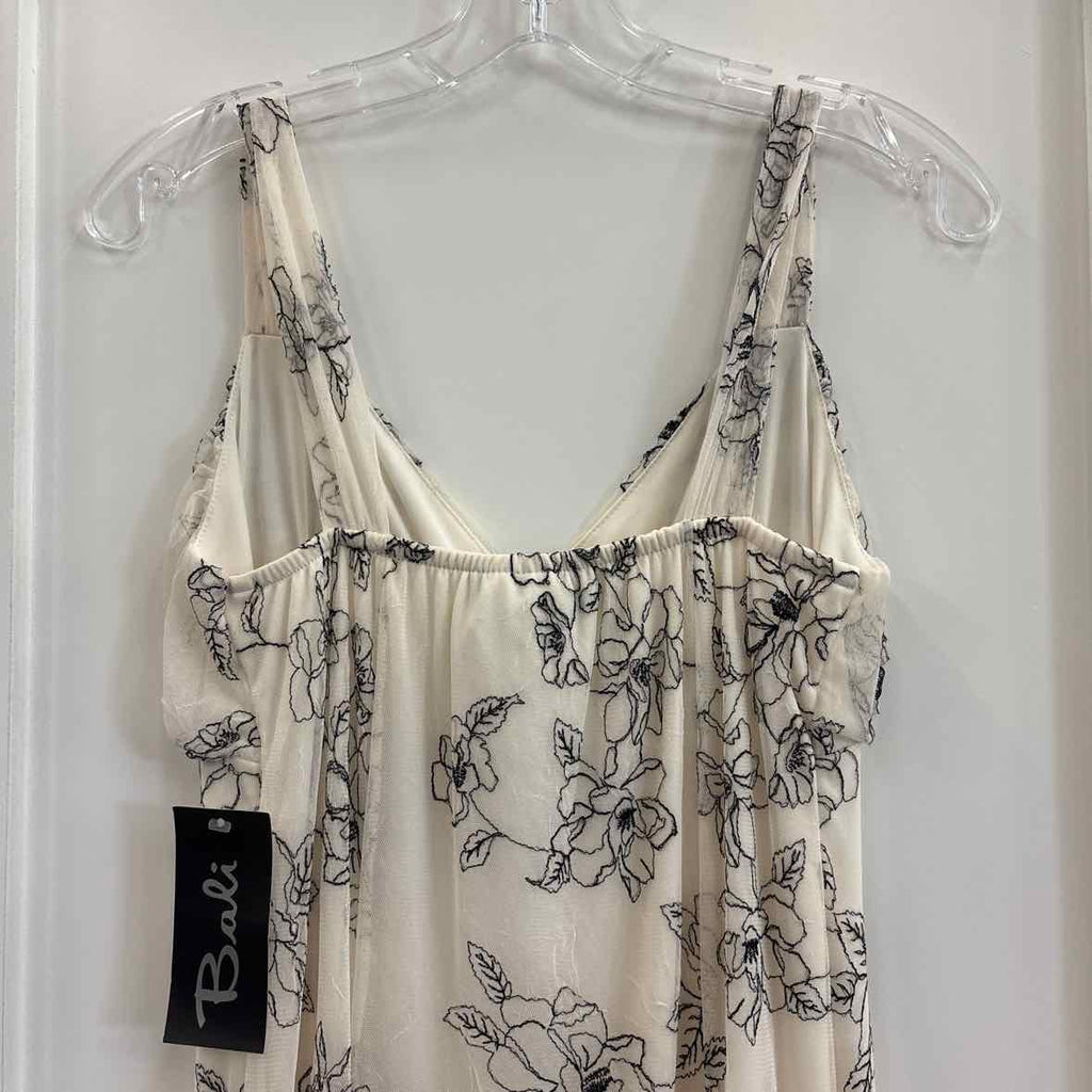 Bali Size 6 BLACK & WHITE Dress