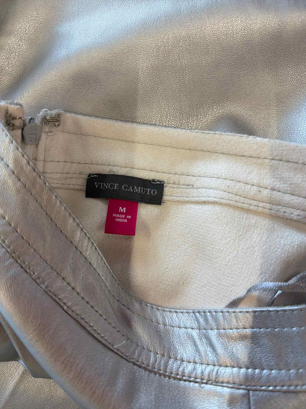 Vince Camuto Size M Silver Skirt
