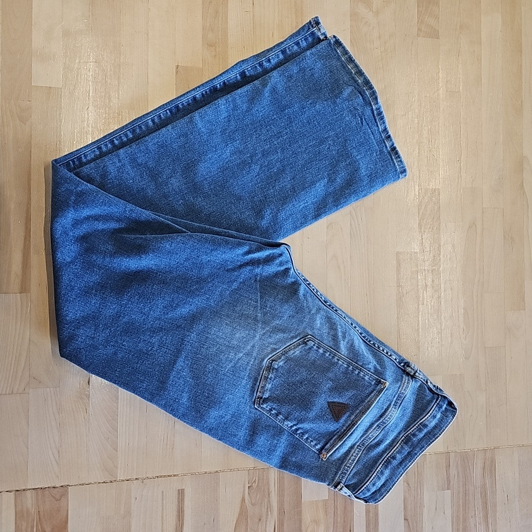 GUESS Womens Sexy Bootcut Jeans ALPHA