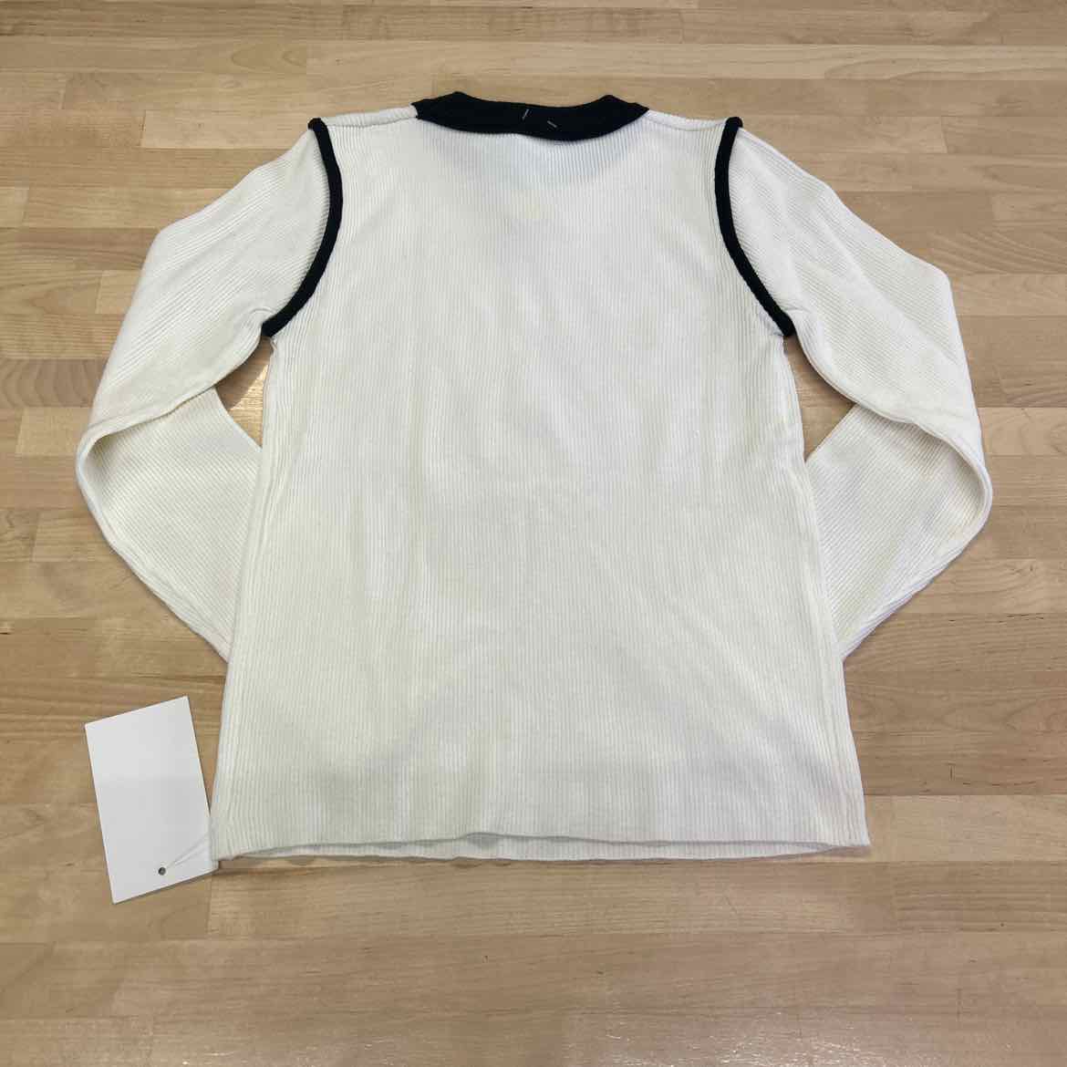 BLSSNZ Size S White Long Sleeve