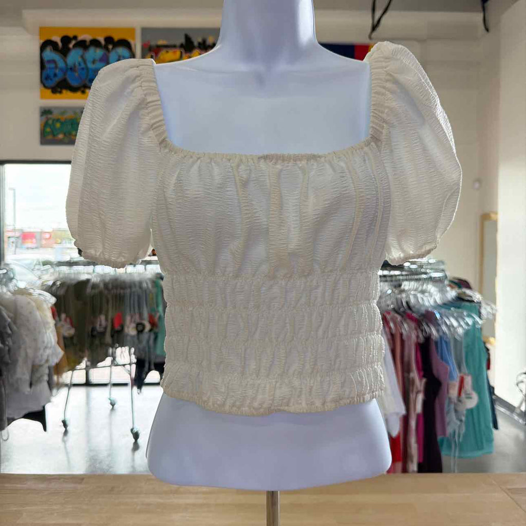 Elodie Size M White Preloved Blouse SS