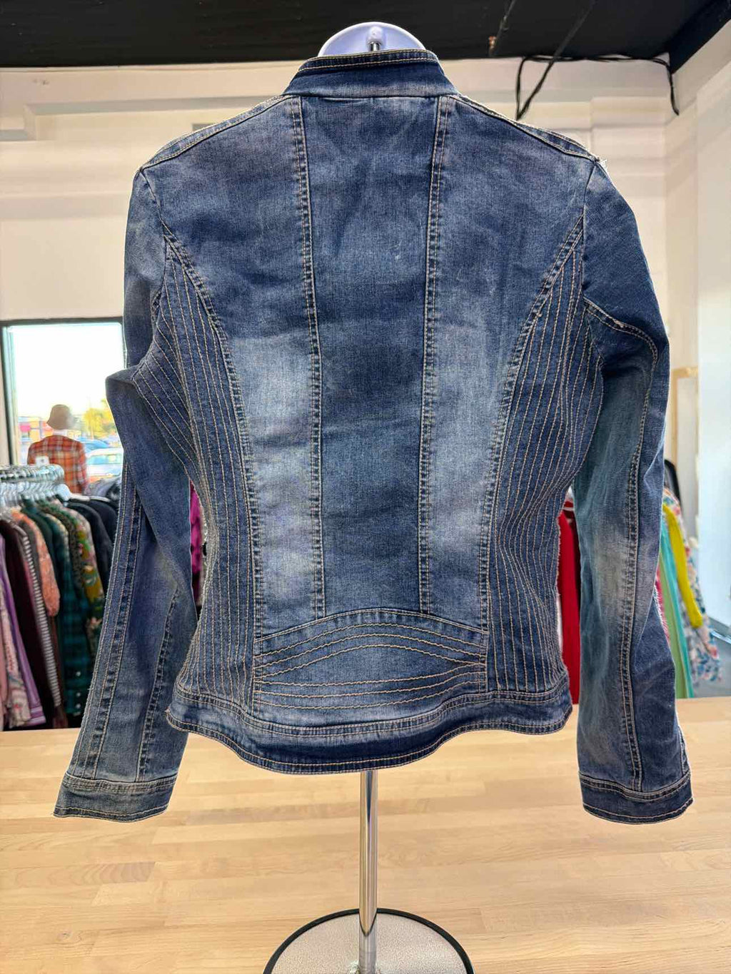 Coalition Size L Denim Jacket