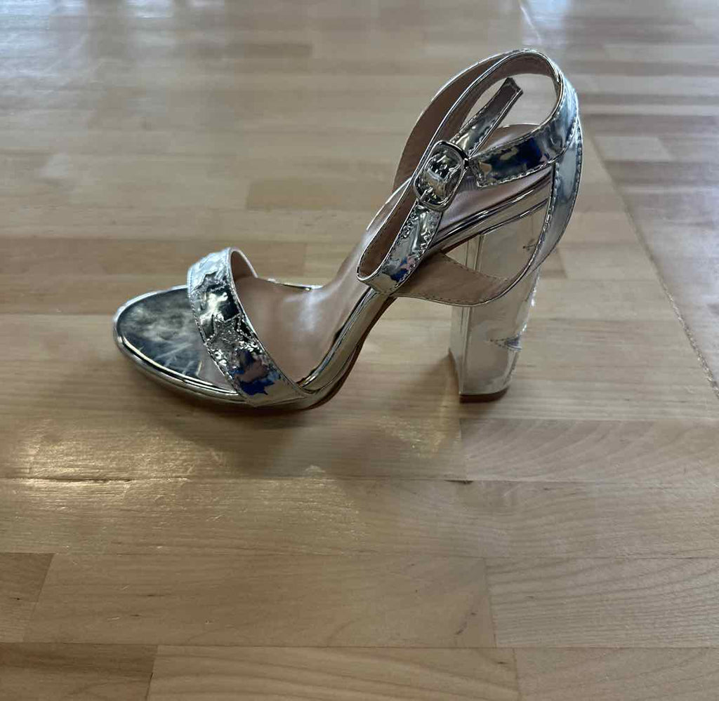 Forever Shoe Size 6.5 Silver Heels