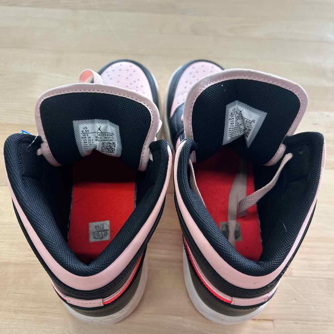 Jordan Air Size 6.5 Pink Black Preloved Sneakers