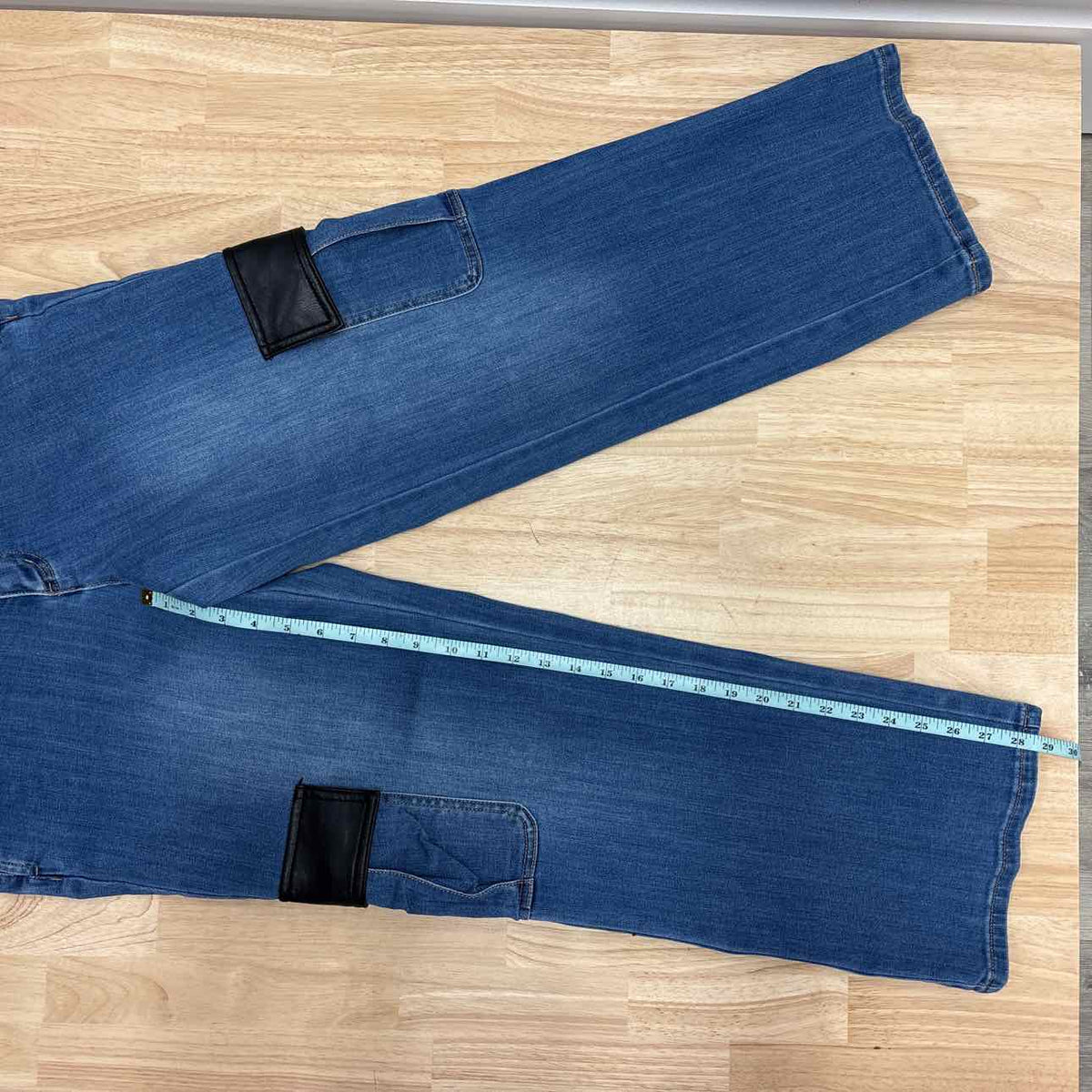 Peace Love World Size 8P Blue Denim Preloved Jeans
