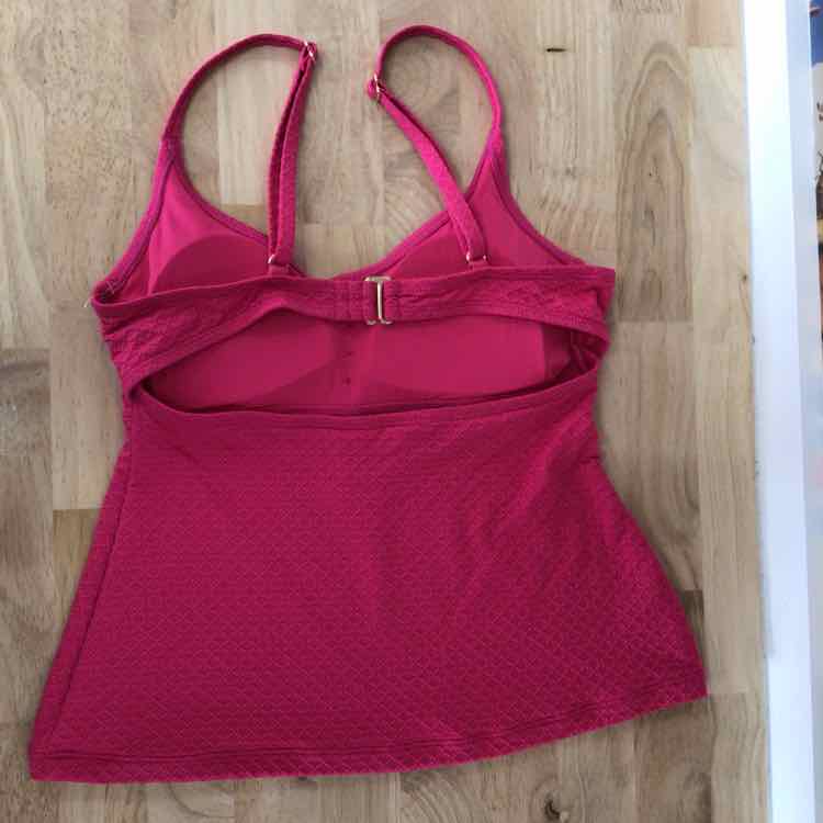 CeCe Size S La Vie a La Mer Textured Button-Front Tankini Top - Fuchsia