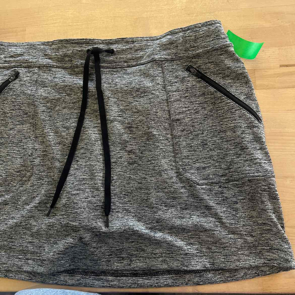 Tek gear Women Size XL Gray Preloved Skorts