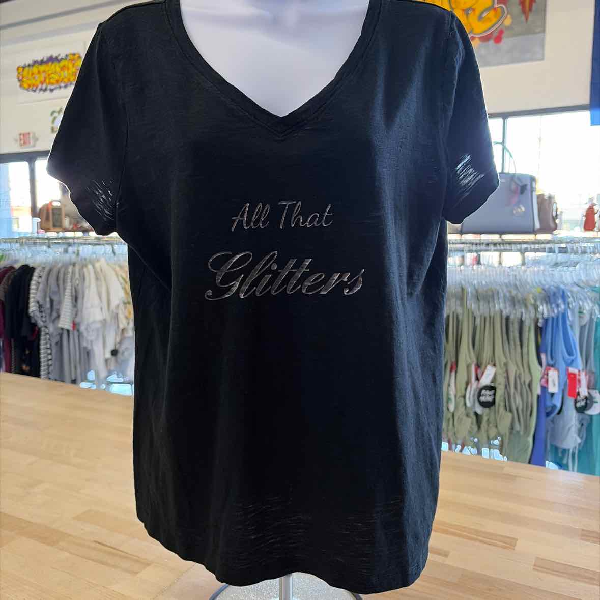 Soma Size L Black Preloved T-Shirt SS
