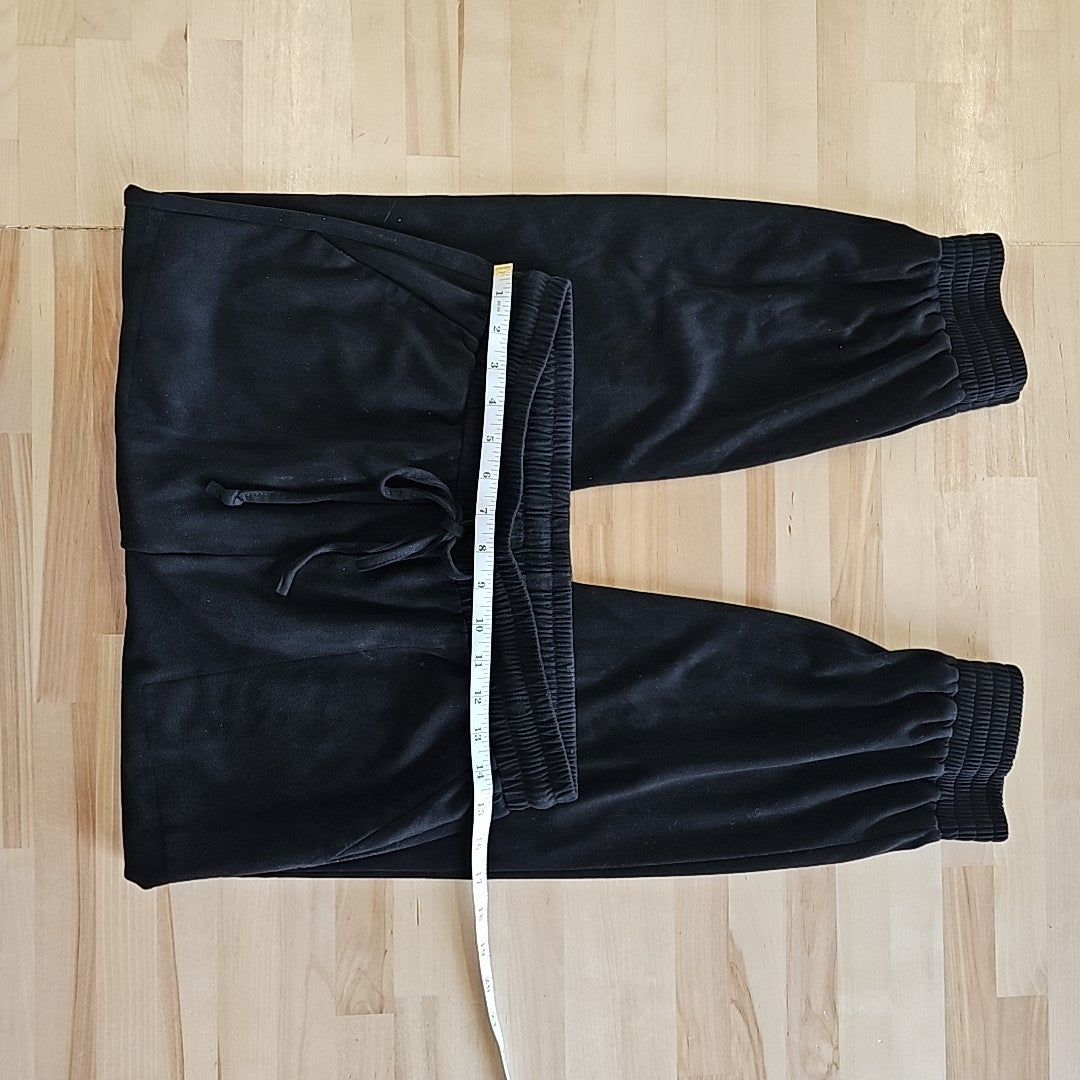 Hem&thread Size M Black Preloved Lounge