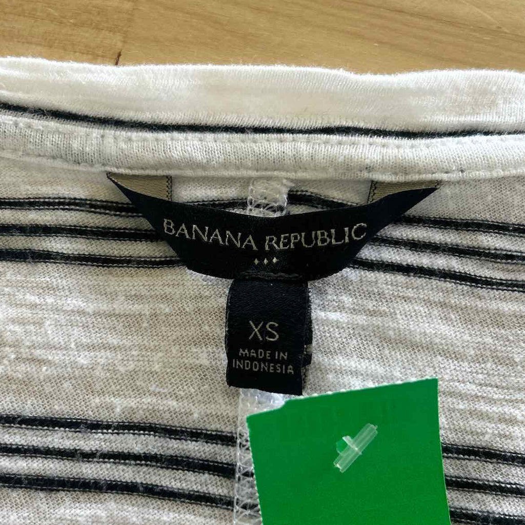 Banana Republic Size XS Black/White Preloved Longsleeve