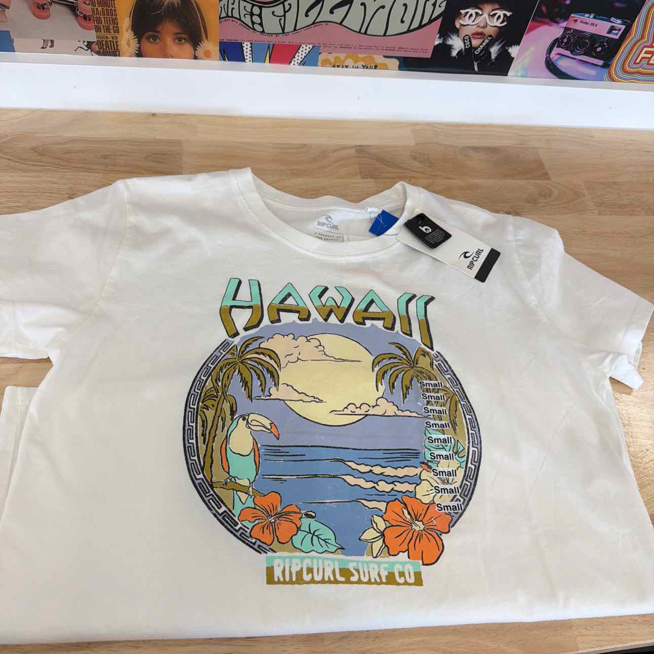 Rip Curl Size S Spirit Standard Short-Sleeve T-Shirt - Hawaii Bone