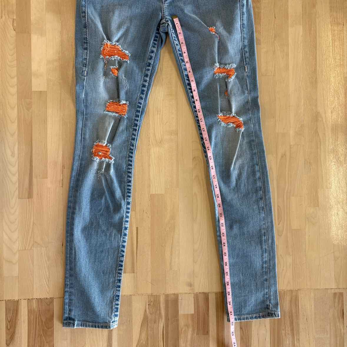 True Religion Size 32 Blue Jeans