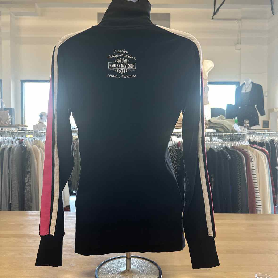Harley Davidson Size L Black Long Sleeve