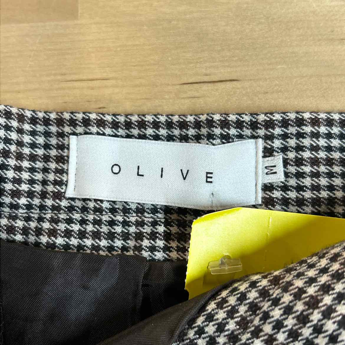 Olive Size M Black Preloved Skirt