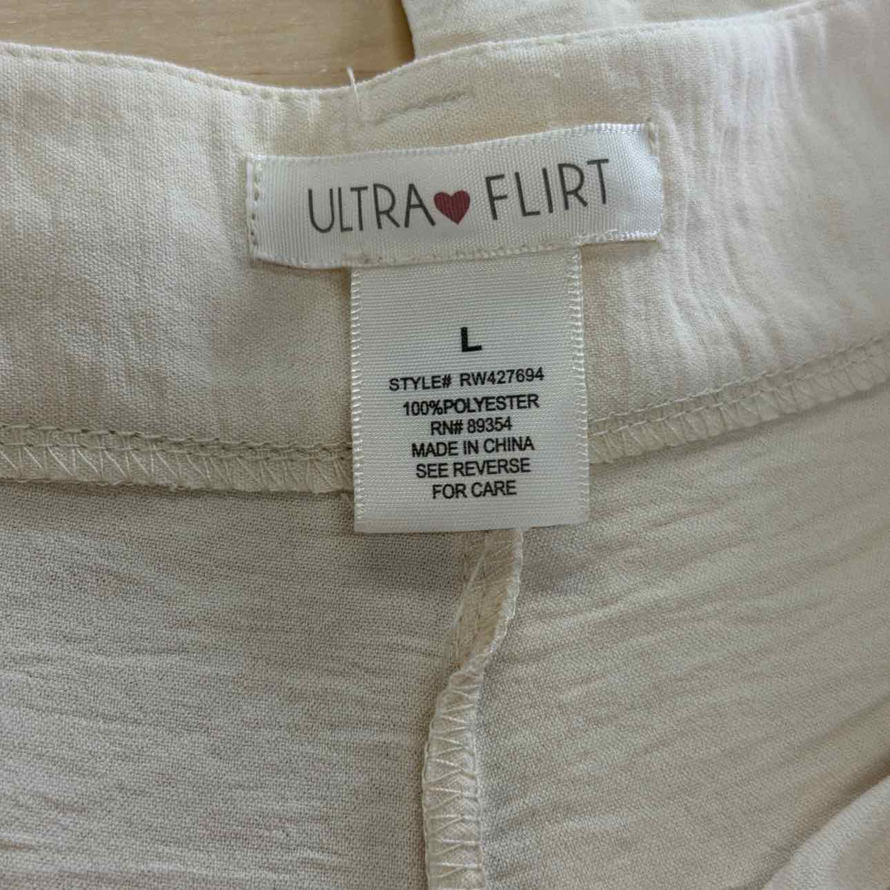 ultra flirt Size L Off White New Pants