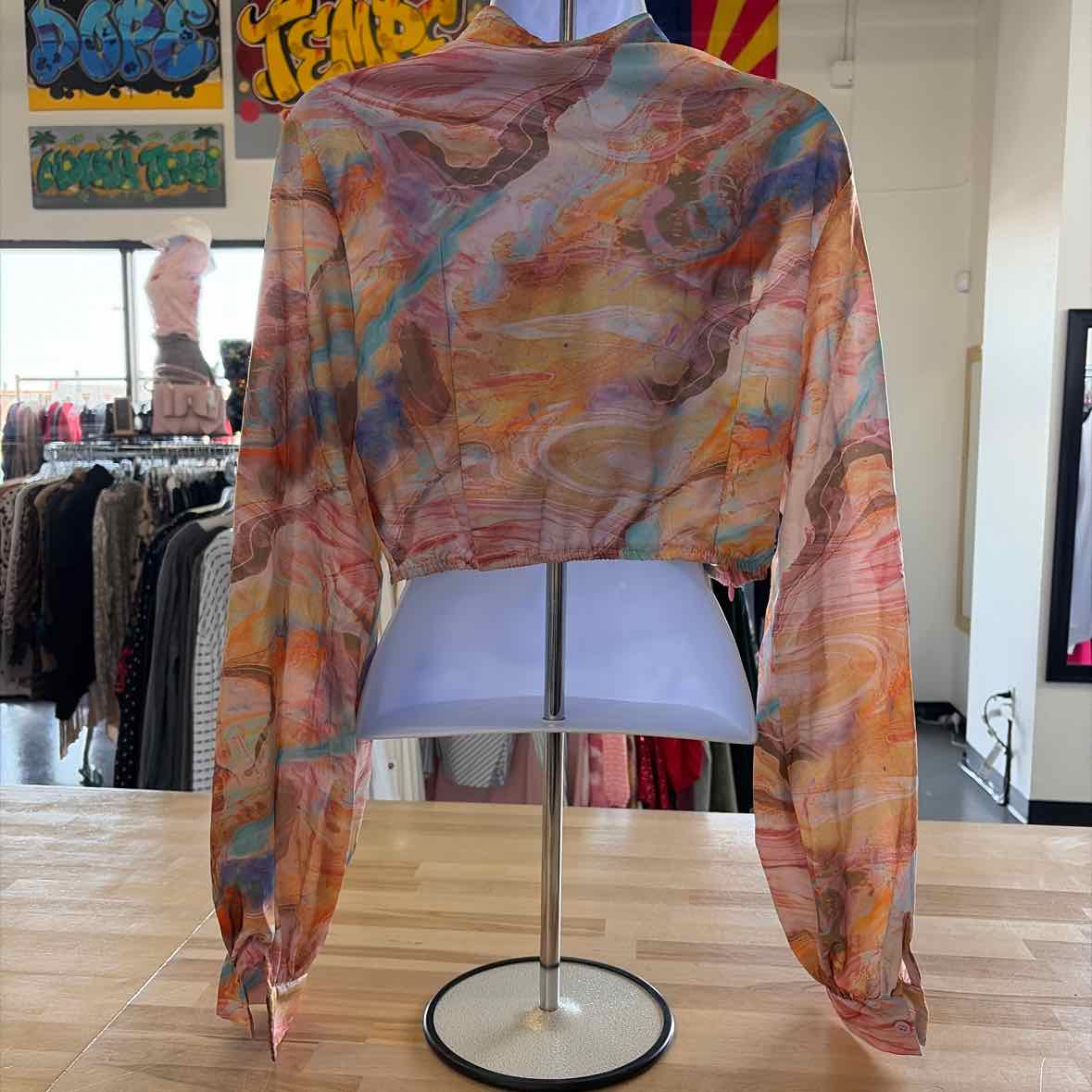 Pretty Little Thing Size 8 Multi-Color New Crop Top