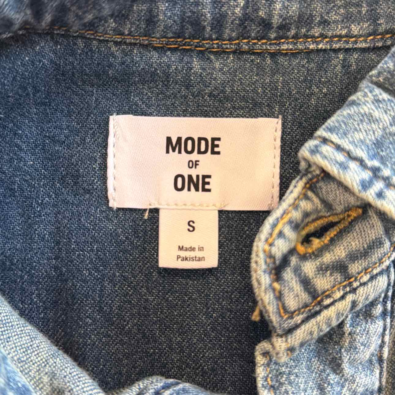 Mode of One Men's Regular-Fit Denim Shirt
