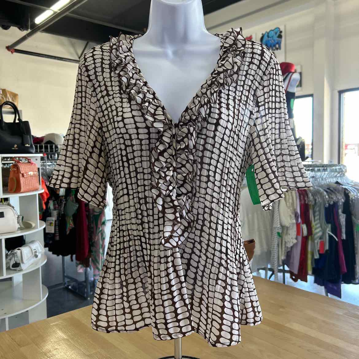 Sunny Leigh Size L White Brown Preloved Blouse SS