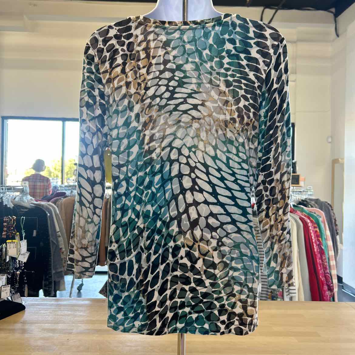 Essential Clothing Size PM Blue Long Sleeve