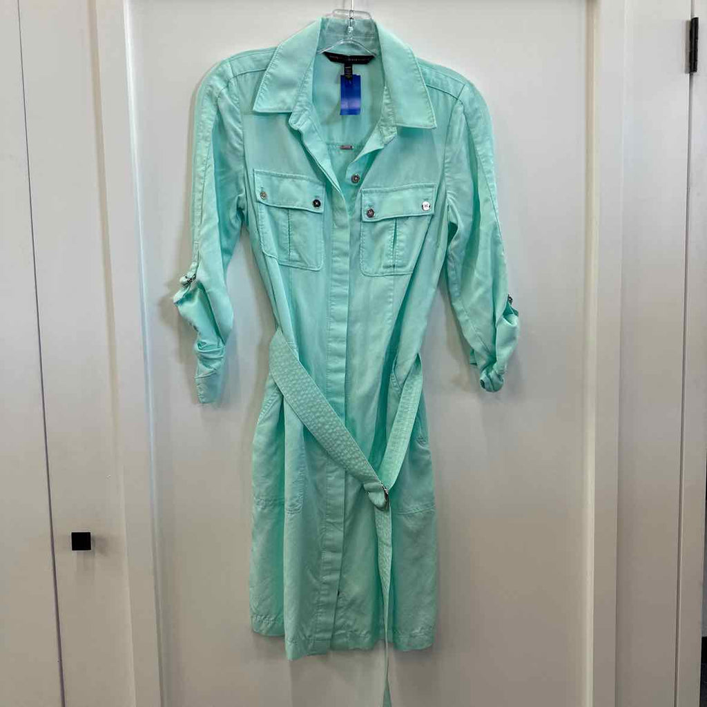 White House Black Market Size 4P Blue Dress