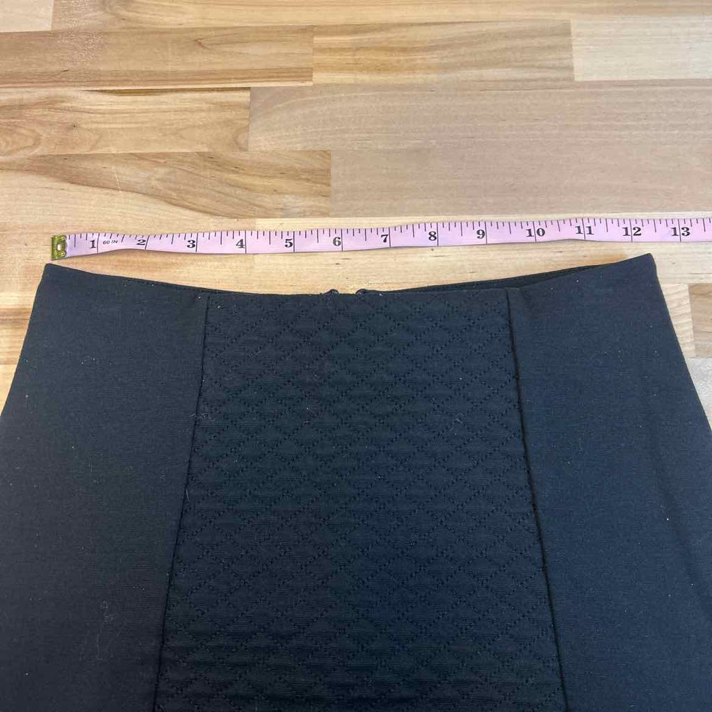 BCBG Size XXS Black Preloved Skirt