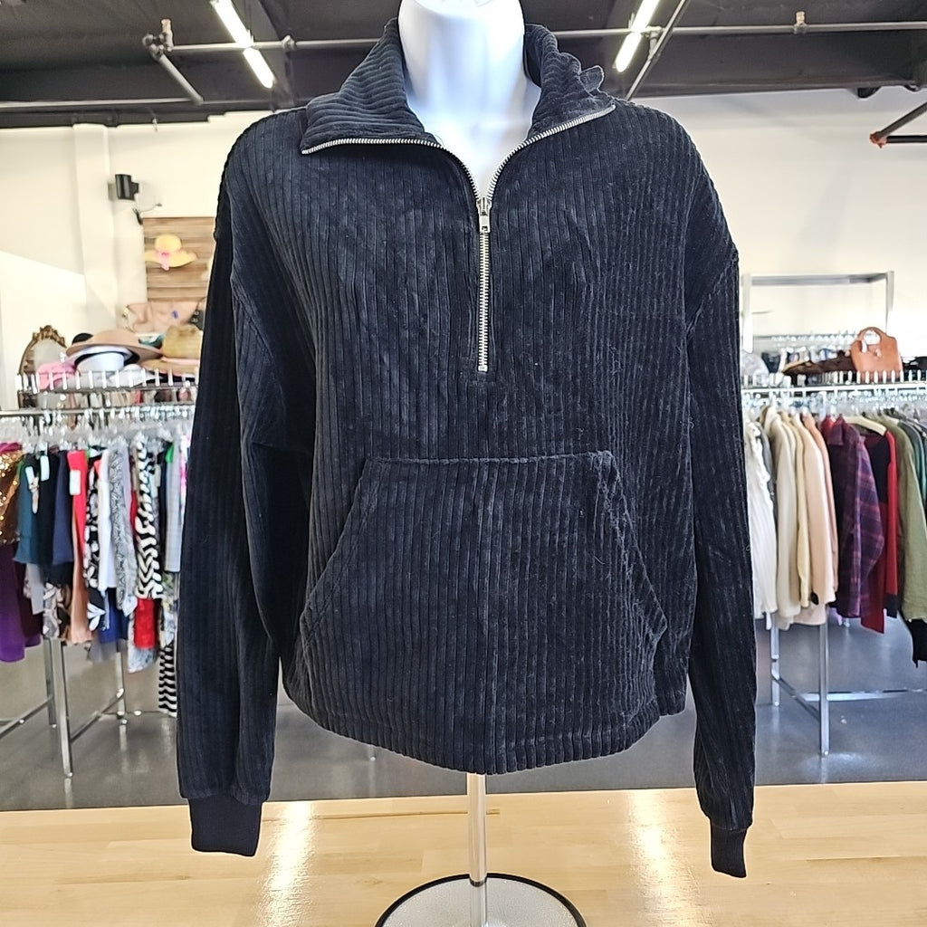 Self E Size S Black Sweater