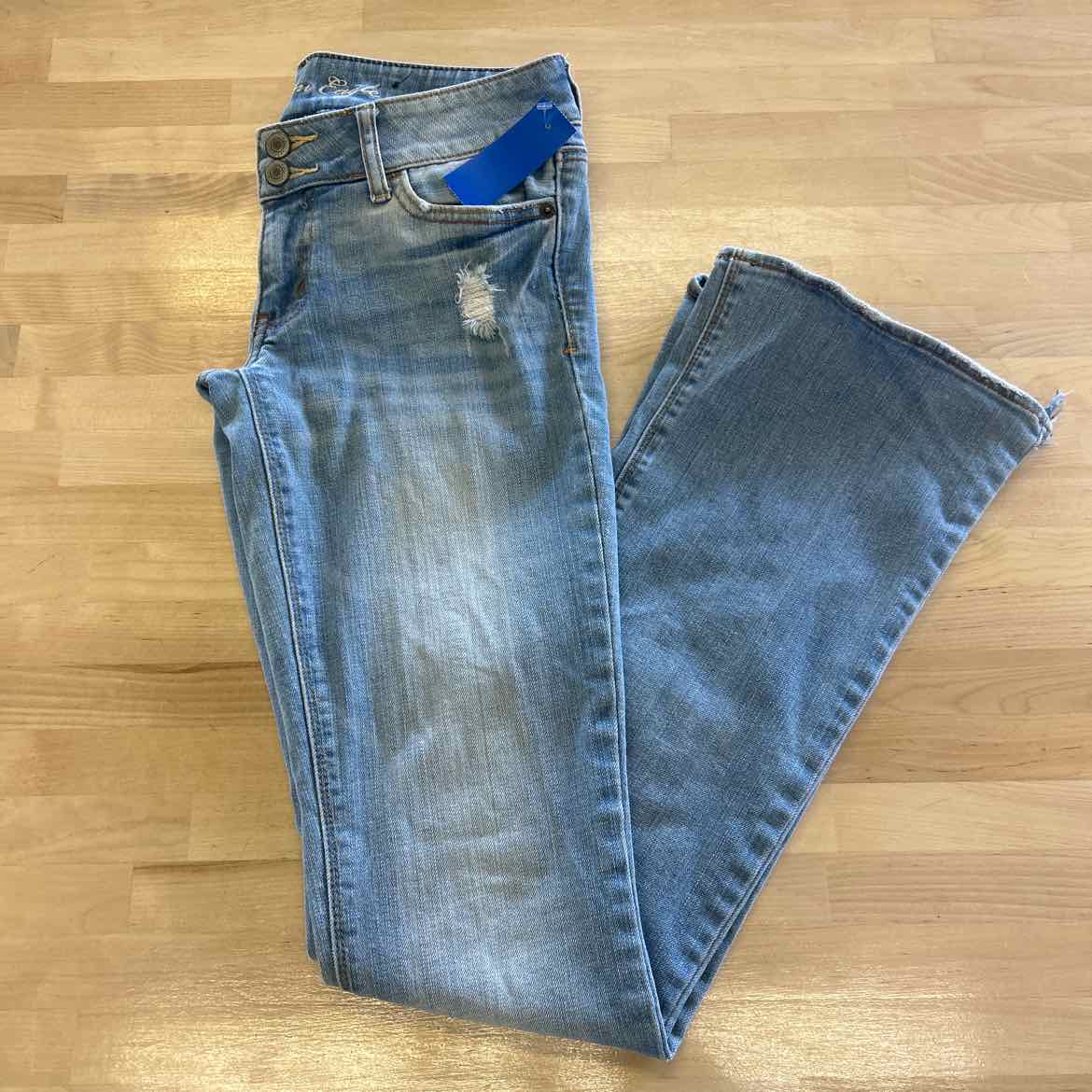American Eagle Size 2 Blue Jeans