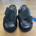 Seychelle's Size 6 Black Preloved Sandals