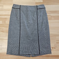 Calvin Klein Size 6 BLACK & WHITE Skirt
