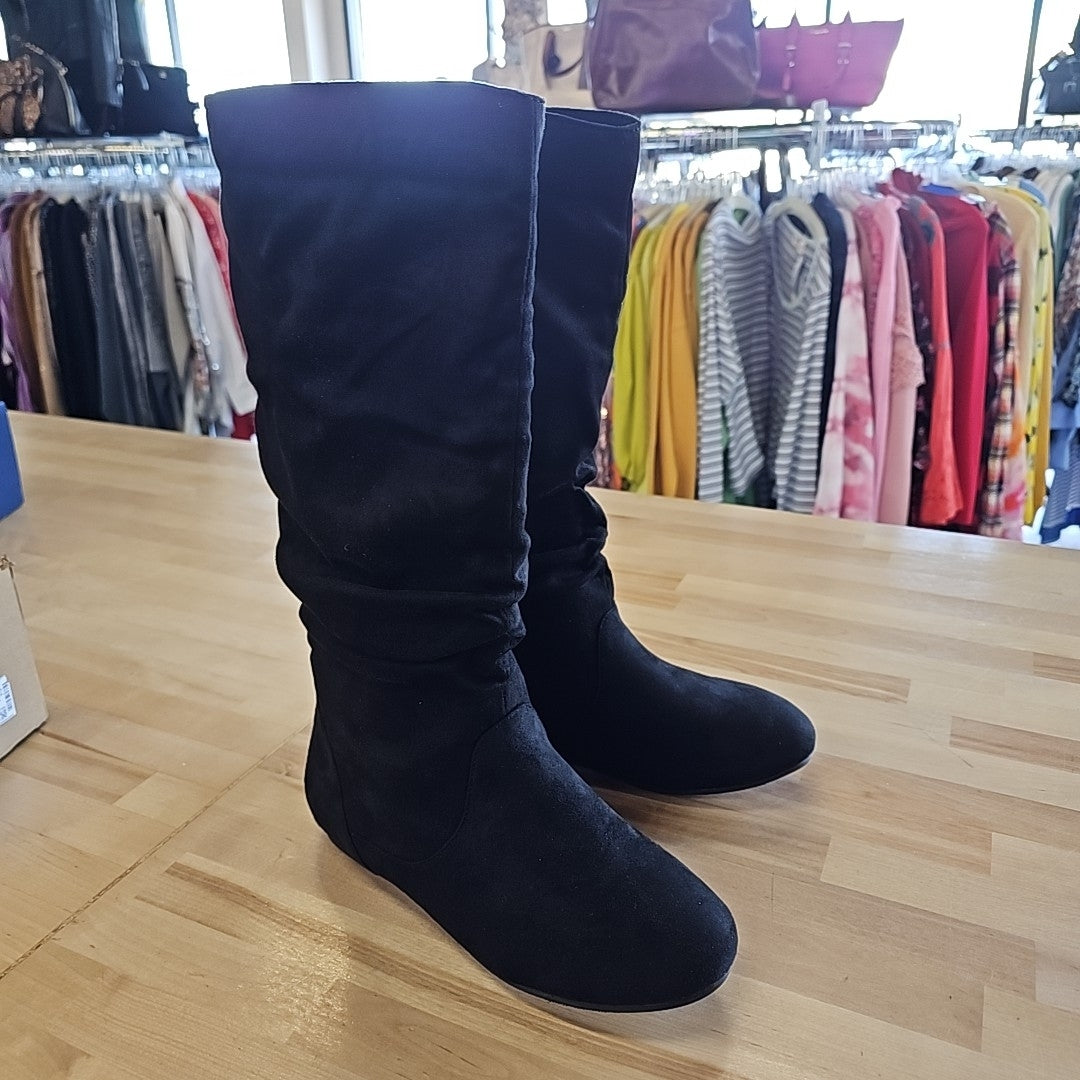 Journee Size 9 Black Boots