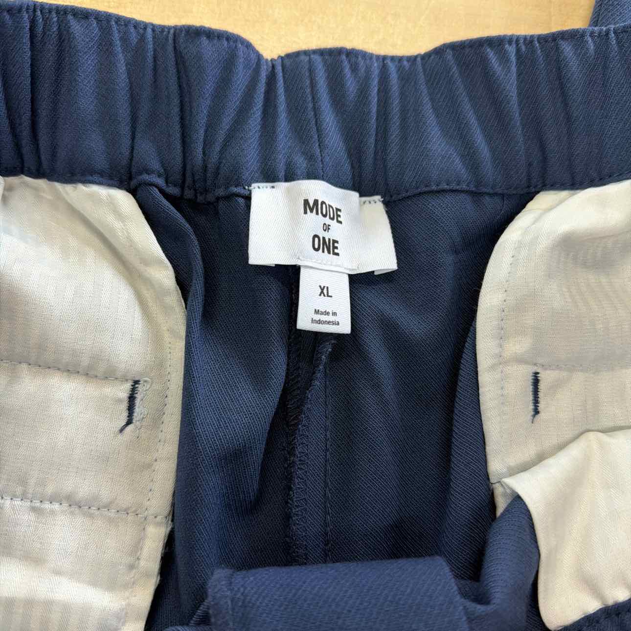 Mode of One Men's Relaxed-Fit Trousers - Caspian Wa