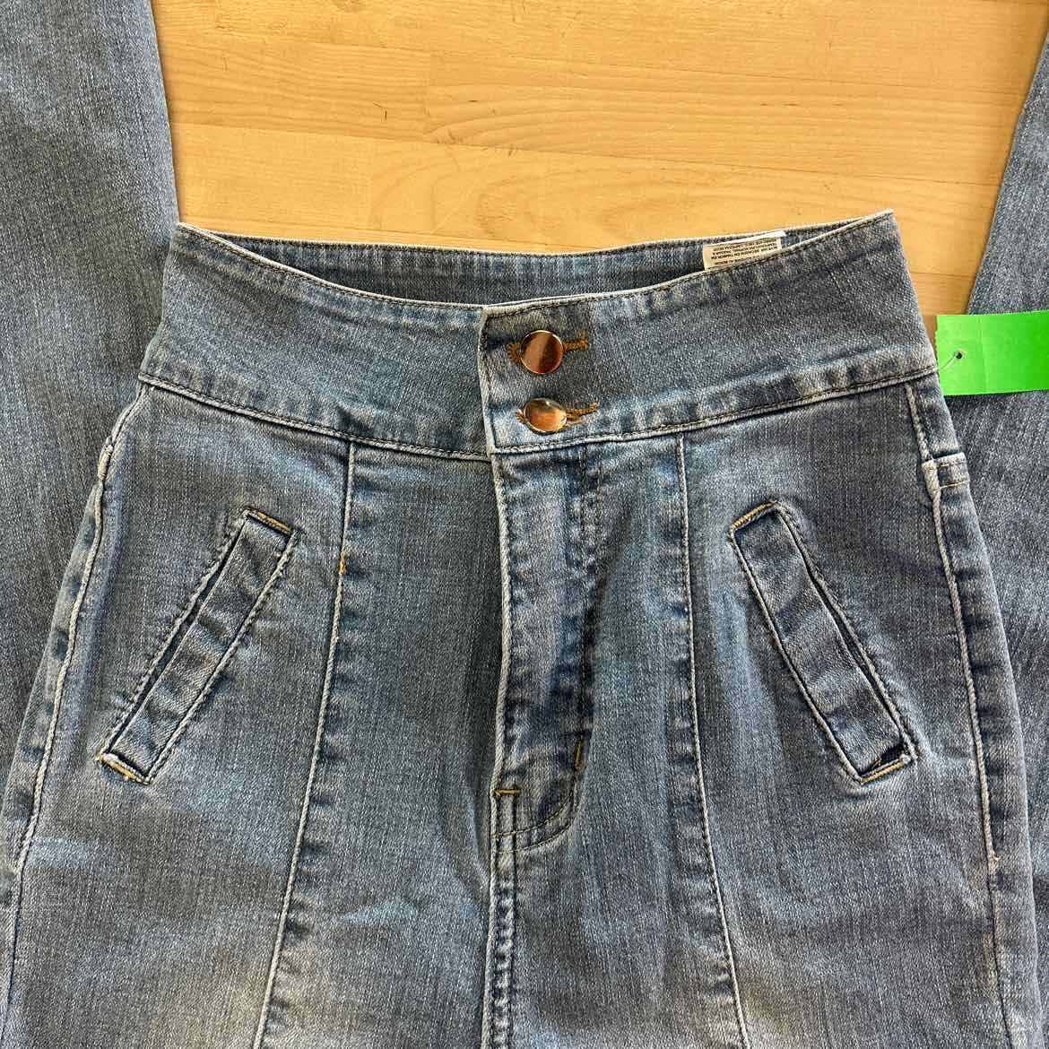 T&T Size S Blue Denim Preloved Jeans