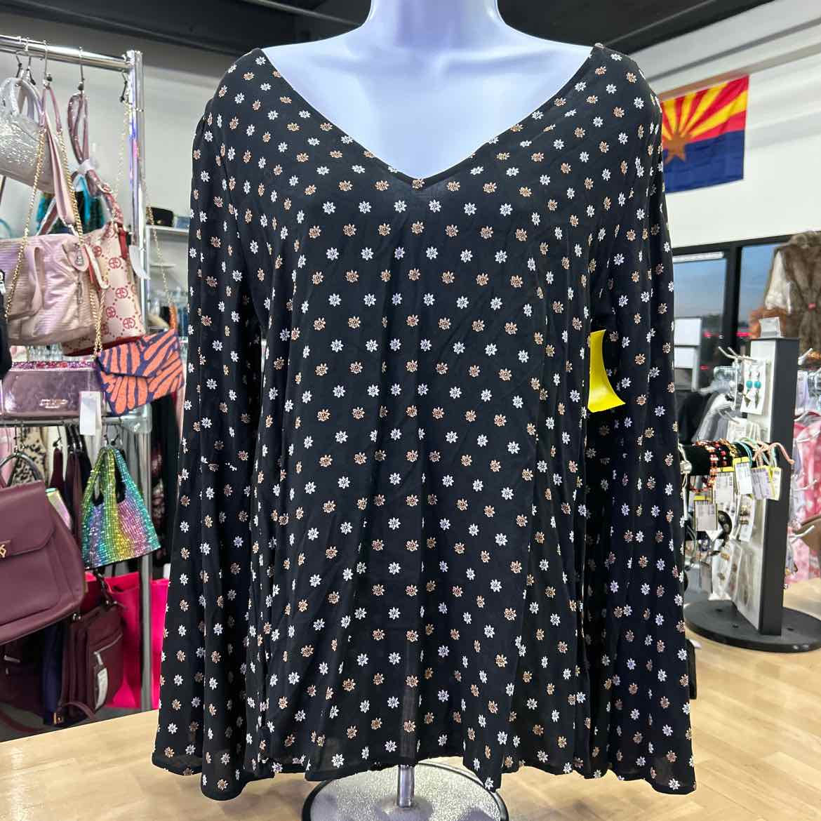 Express Size M Black Blouse