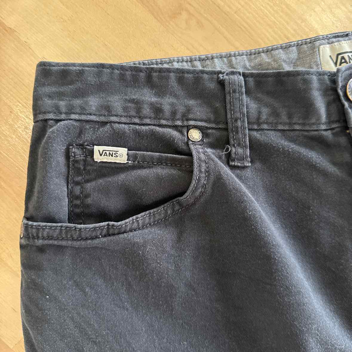 Vans Men's Size 30 Black MENS Shorts