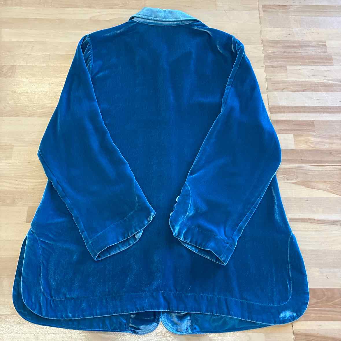 Soft Surroundings Size M Blue Button Down Shirt