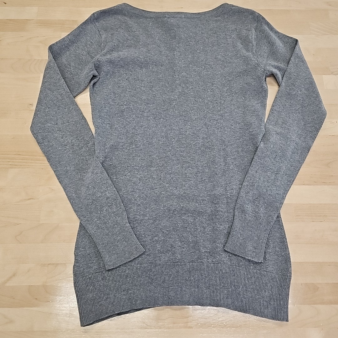 H&M Size S Gray Shirt