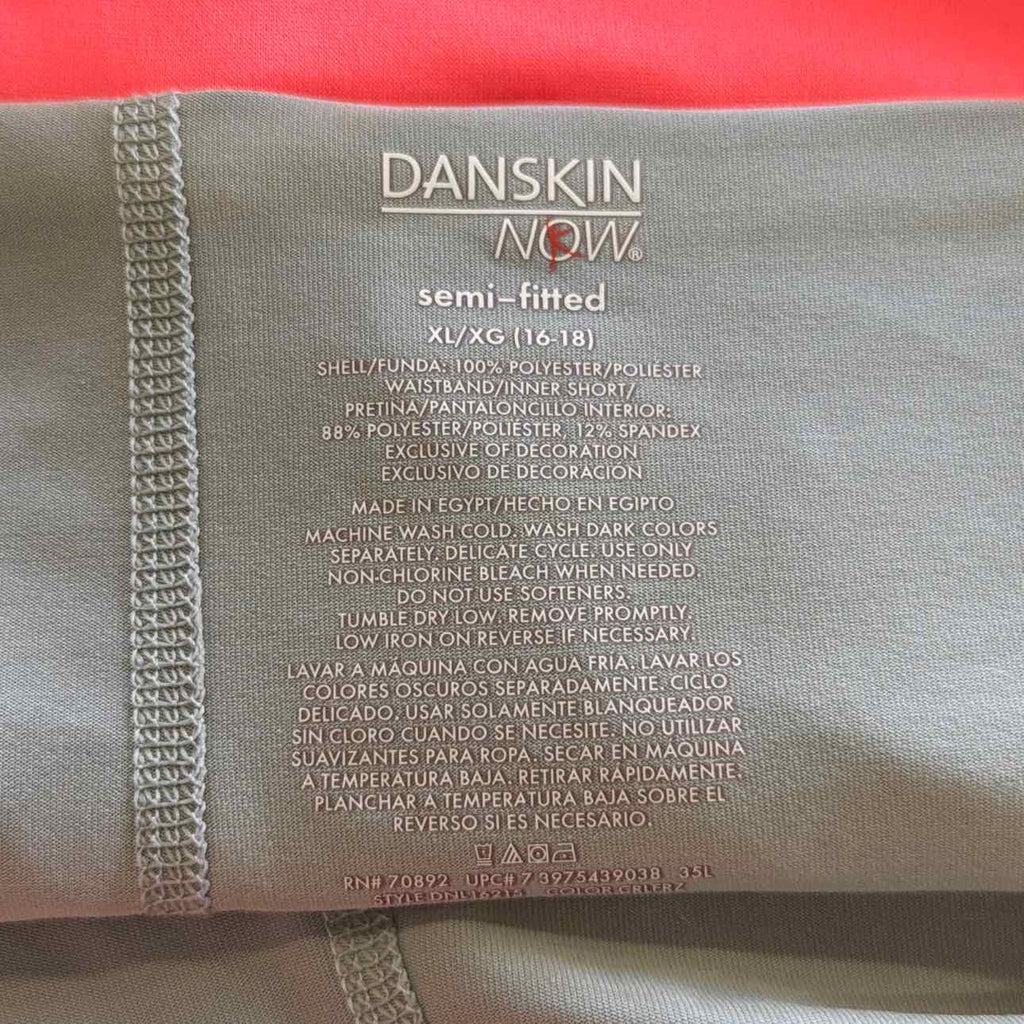 Danskin Women Size XL Pink Preloved Shorts