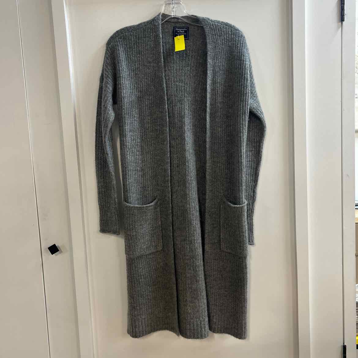 Abercrombie Size XS Gray Knit Preloved Duster