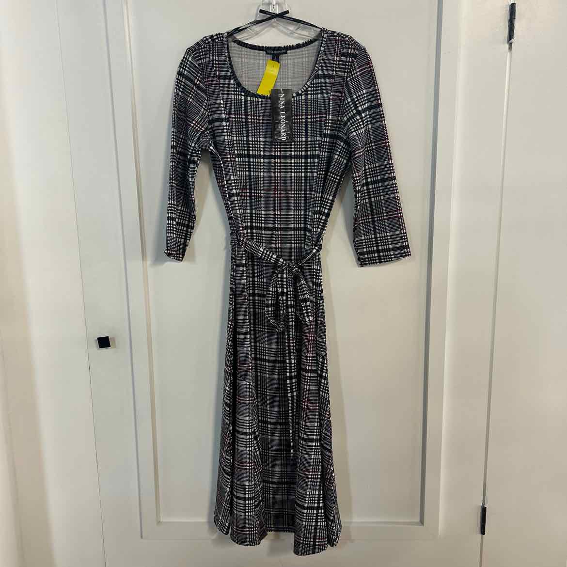 Nina Leonard Size L Black White Red Preloved Dress