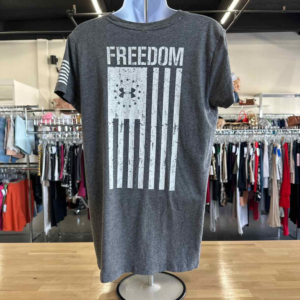 Under Armour Size M Gray T-shirt