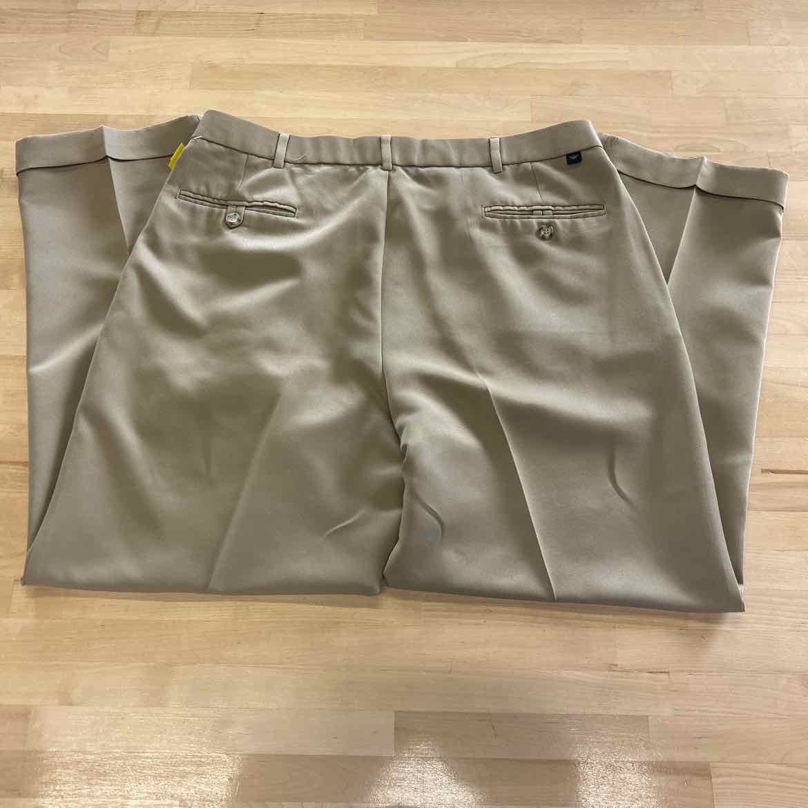 dockers Size 36/30 Tan MENS Pants